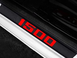 HFFW 4Pcs/Set Carbon Fibre Vinyl Reflective Car Door Sill Decoration Accessories Scuff Plate for Chevy Silverado Dodge RAM 1500 Door Sill Plate Protector